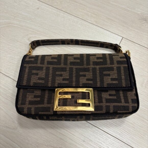 Fendi Baguette Mini Fabric Brown - Picture 1 of 11